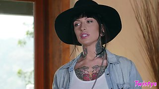 Jessie Lee's Secret Affair in a Steamy Encounter