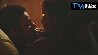 Erika Januza Funbags, Ass Sequence in Madam Beja