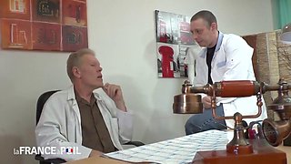 Brunette Babes Bush Shaved for Deep Fisting
