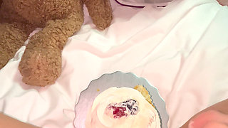 4k-BEST  FOOD PORN EVER- MY KINKY STEP SISTER MASTURBATES WITH CREAMY CAKE- HOMAMADE SAUDI CREAMPIE -AMATEUR ARABIAN SNOWWHITE-