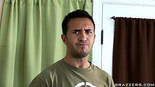 I've Never Had A Threesome... With Madison Ivy, Keiran Lee, Scott Nails - Brazzers