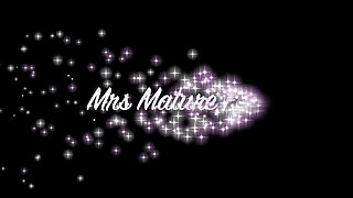 Mrs Mature Feet Strips From Everyday Clothing 416