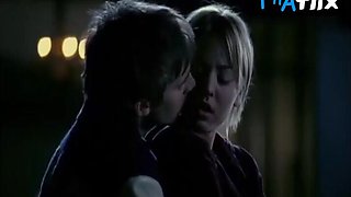 Kaley Cuoco Cool Sequence in Debating Robert Lee