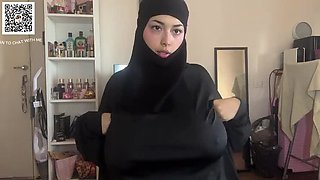 Hijabi Teen Bubblesincollege JOI with Huge Natural Tits and Big Nipples