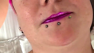 Tattooed MILF Solo Masturbation with Doxy Wand Orgasm in High Heels (4k)