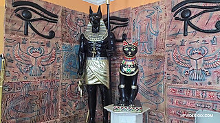 Cleopatra's Gorgeous Farting Ass