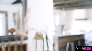 Stepbrother action with enticing Chloe Temple from Bratty Sis