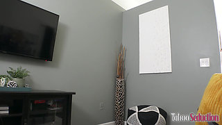 I Caught Stepmom Amiee Cambridge with Naughty Pics on Her Phone - Taboo Seduction