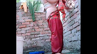 Hot Sexy Girl Very Sexy Girl Is Taking Bath While Bathing Our Stepbrother Came Had to Turn off the Camera Again