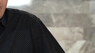 Bratty Ryder Rey Seduces Her Dad's Friend Ike by Flashing Him in the Kitchen