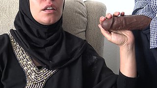 Iraqi Arab Wife Sucking Big Black Cock in London