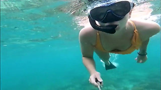 Snorkel Slut: Tight Bikini, Dive Mask & Underwater Fin Tease