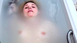 Small titted blond stunner Sarah Peachez masturbating