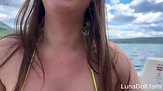 A Handsome Black Guy Destroys my Pussy on his Boat. I suck his on the Lake !!!