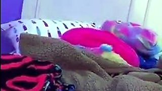 amateur teen. (look at the comments)