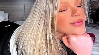 Big boobs teen masturbates hd blonde first