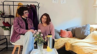 Lustery E Anna And Nina Movers And Shakers FETiSH