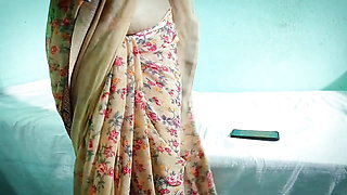 Cute and beautiful hot hindi devar bhabhi sex