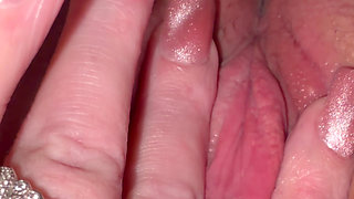 Lone BBW wife fingering pussy with big clit at home sending husband videos at work of my wet pussy