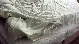 Amateur couple hidden cam