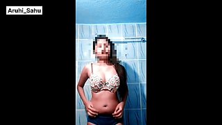 Amazing Bathroom Nude Mms Video