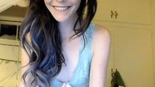 Beauty small tit amateur teen masturbating her shaved pussy