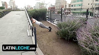 While Visiting Mexico City, Our Camera Guy Spots Jaciel Working Out On The Street - LatinLeche