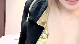 Blonde With Natural Big Boobs Loves Putting A Toy In Her