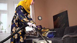 She is too lazy Muslim cleaning woman