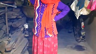 Meri Boyfriend Ne Meri Chut Ko Choda - Desi Village Sex