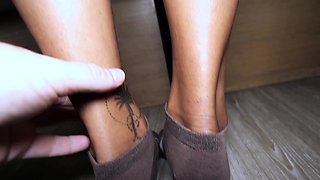 Dude creaming his Thai teen GFs pussy