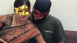 Indian Wife Enjoying in Saree with Devar When Husband Has Gone to Office