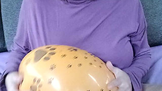 Wearing No Panties During Balloon Session - Bunny Looner