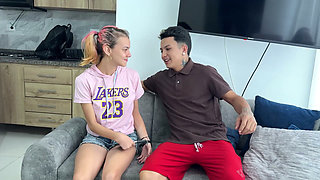 My Stepsister Shows Me Her Huge Tits and I Take the Opportunity to Fuck Her