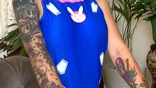 Dva strip tease