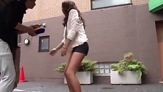The Girl Noticed That Her Driver Was Jerking Off And Decided To Help Him