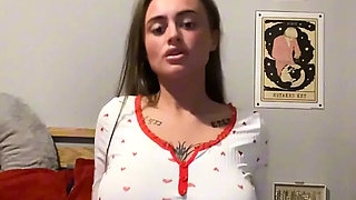 Bigtits goth 19 y.o slut fingers in moans out