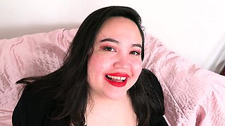Asian milf Mimi dildos her plump pussy