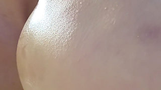 Ana Liz excites herself with her sexy tongue and licks and sucks her favorite plug