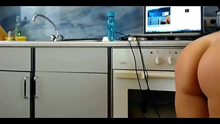 Slut Sexydea Flashing Boobs on Live Webcam
