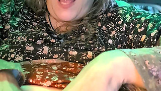 Her First Butt Plug Makes Her Cream!