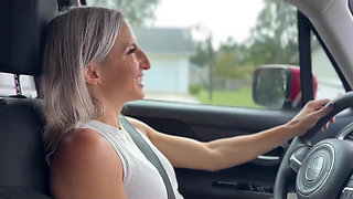 Lora Cross Is so Horny