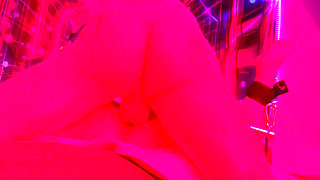 Red light, spreader bar,  and a big dick for  amber green