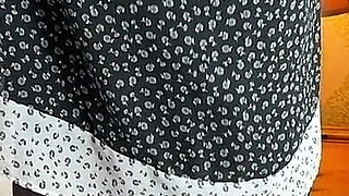 Mrs Mature Feet Every Day Clothes Strip 469