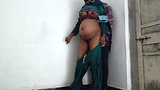 Patni pati pregnant India