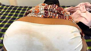 Arabian Hot Stepmom on Live!