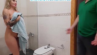 Hot Step Mother Fucked And Cum In The Bathroom After Shower By Step Son
