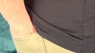 Mrs Mature Feet Strips From Everyday Clothing 416