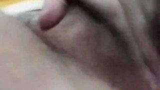 Double Amputee Has Fun Jerking off