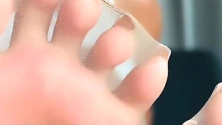 Pantyhose Feet JOI